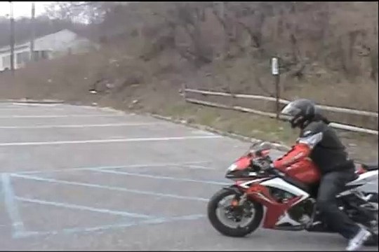 Suzuki Gsxr 600 and Honda Cbr 600 Ride