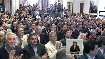 Cristina presentó programas de incentivo al consumo y de ayuda para sectores vulnerables