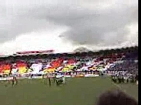 ULTRA BORDEAUX PARIS TIFO VIRAGE SUD