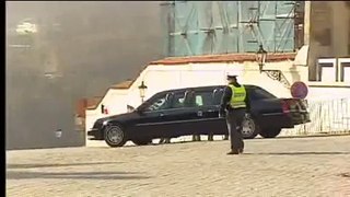 ČT24 - Příjezd Baracka Obamy na Pražský hrad