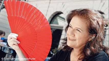 Jutta Ditfurth zu Gast bei "Knallfabet" (Radio X, 2015)