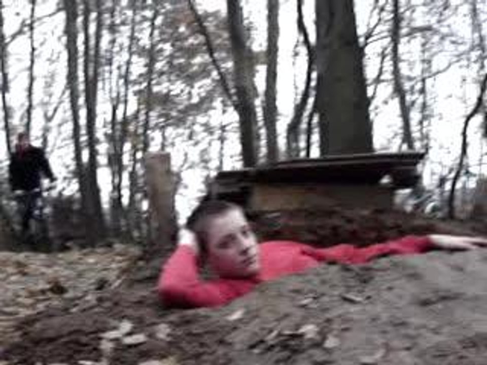 MOV01107