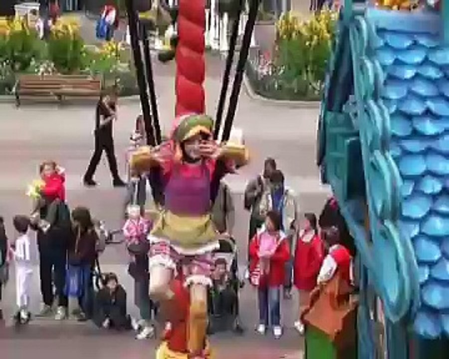 Disneyland Paris - Once Upon A Dream Parade