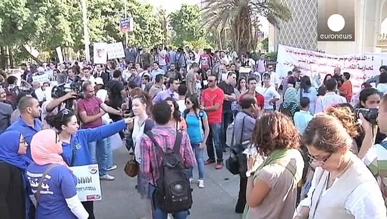 Pink Taxi will ägyptische Frauen vor sexuellen Übergriffen schützen