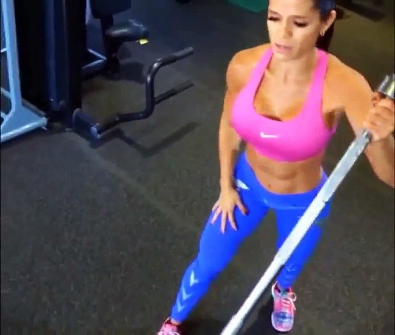 ⁣Michelle Lewin 2015  Best Loved Female Fitness Model Butt, Abs and Legs Routines