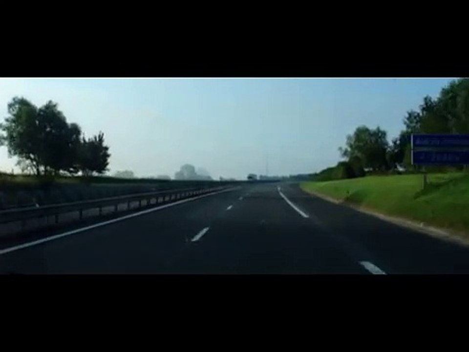 Radiohead - Everything In Its Right Place