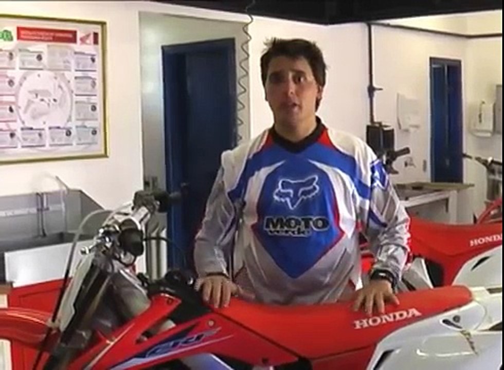 Honda CRF 250 R - Moto Verde