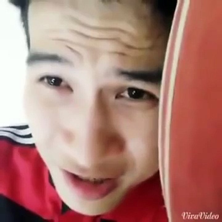 Thanh niên xin tiền vợ nạp game