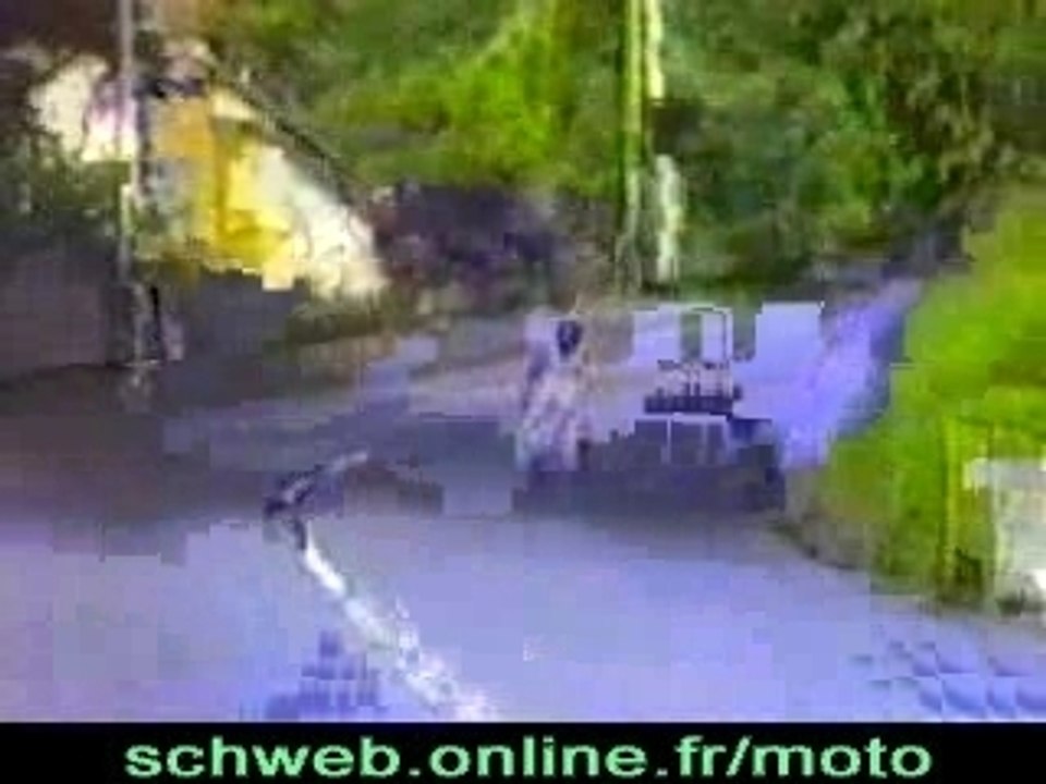 Accident de moto -- Big L0L *_*