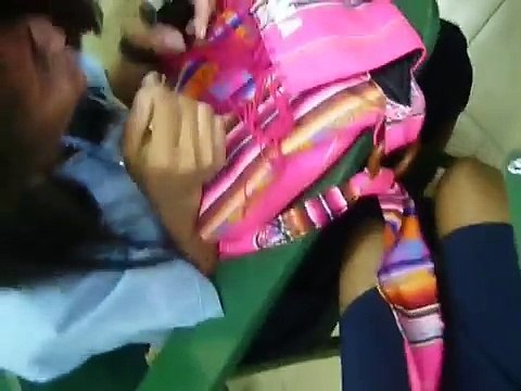 LOKURITAS EN EL SALON DE CLAS PANAMA LA XORRERA ESCUELA LEOPOLDO CASTILLO