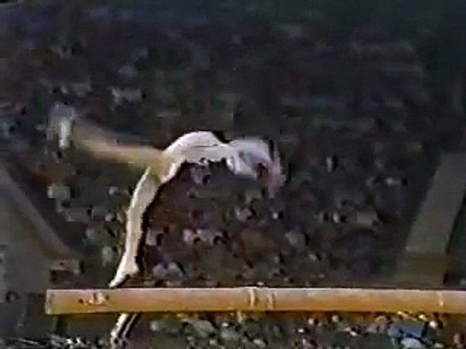 Ginnastica Artistica - Nadia Comaneci 1980 Olympics Bb Final 1St I.wmv