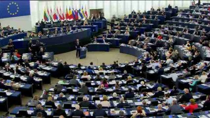 Juncker exige acoger 120.000 refugiados de Italia, Grecia y Hungría