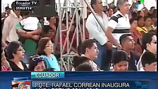 Inaugura presidente Correa año escolar 2014/2015 de Ecuador