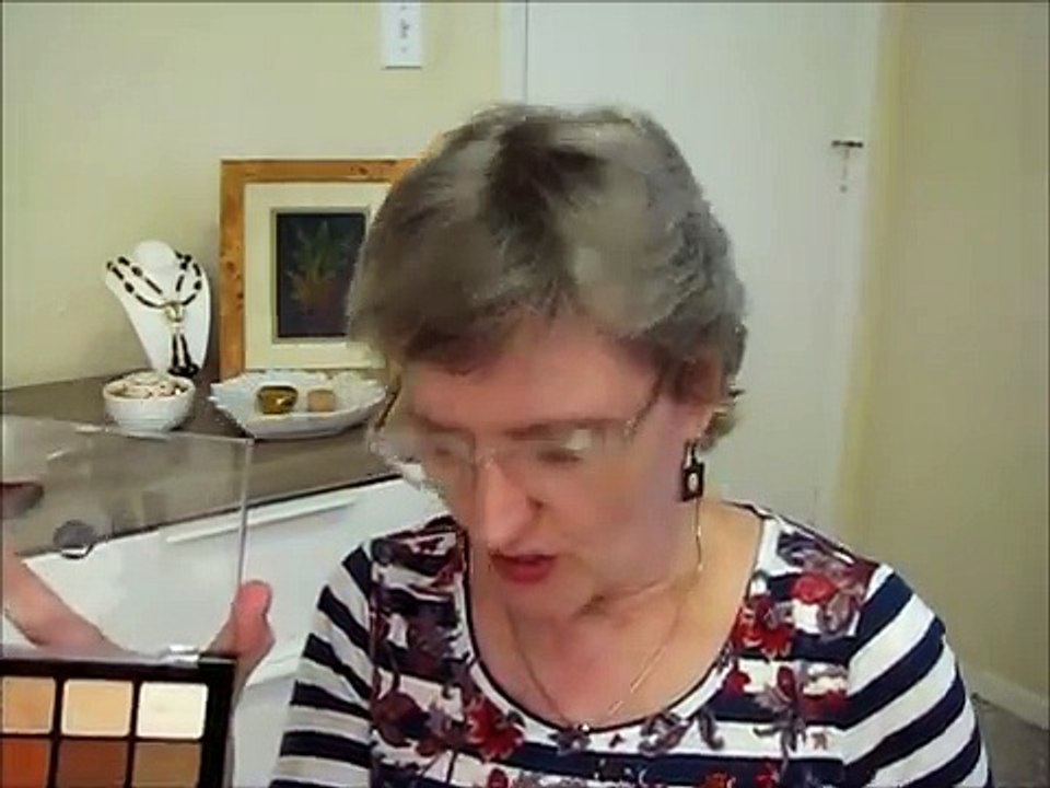 Battle of the Pallets: Sonia Kashuk vs Viseart