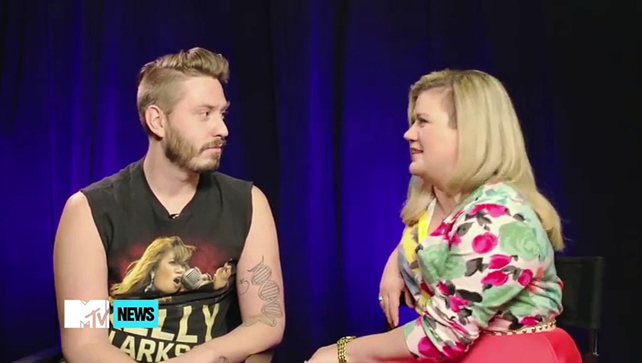 Kelly Clarkson Shocks One of Her Biggest Fans  MTV News