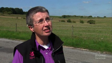 underground arena discovered two miles from stonehenge - Durrington Walls discovery