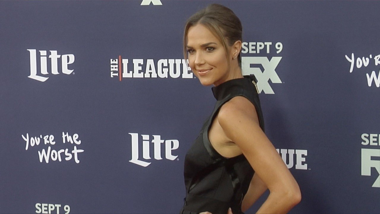 Arielle Kebbel FXX's "The League" Final Season Red Carpet Premiere