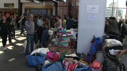 Des centaines de migrants arrivent à Malmö en Suède