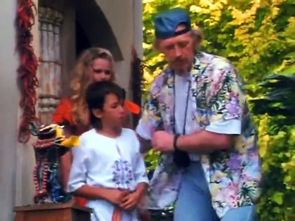 The Ray Bradbury Theater S06E11 – Some Live Like Lazarus [Full Episode]