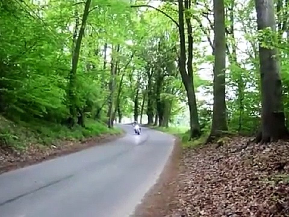 YAMAHA XJR 1300  prezentacja motocykla