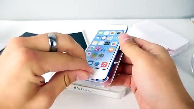 iPod-Touch-6th-Generation-Unboxing -Gold-Pink Blue-First-Impressions