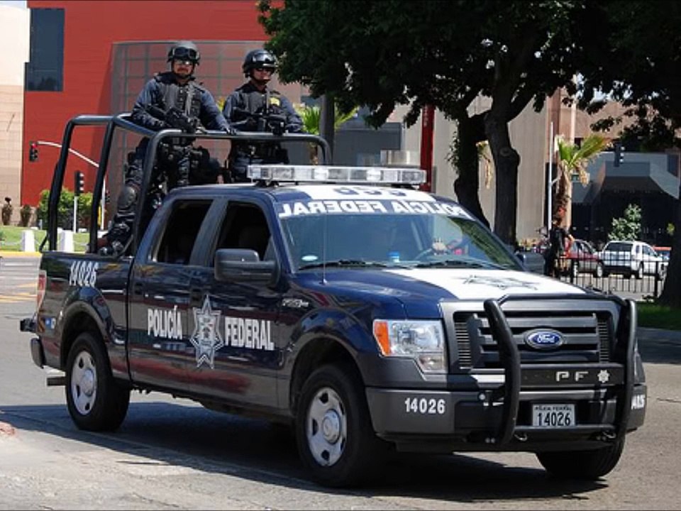 Sonido de patrulla de policia