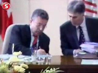 YÖK Baskani Özcan'dan rahatlatan açiklama (Fethullah Gülen ABD Ajanidir)