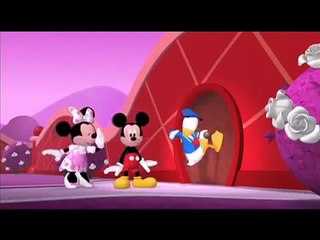 Mickey needs your help in Mickey Mouse Clubhouse Adventures in Wonderland