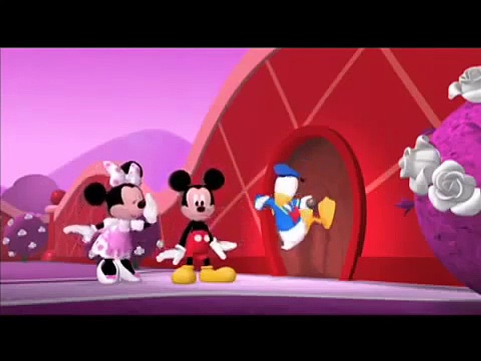 Mickey needs your help in Mickey Mouse Clubhouse Adventures in Wonderland