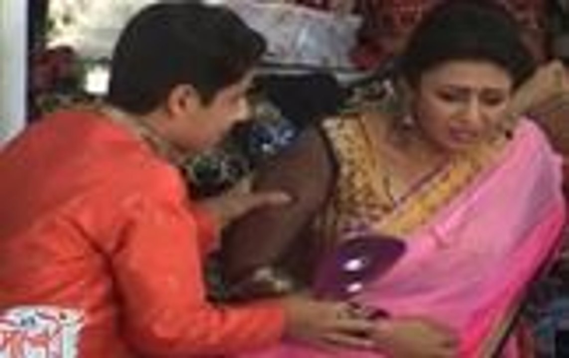 Ishita SUFFERS MISCARRIAGE - 9 sep 2015 - Yeh Hai Mohabbatein