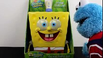 Spongebob Squarepants Talking Cookie Jar meets Sesame Street Cookie Monster eating Play-Doh Cookies!