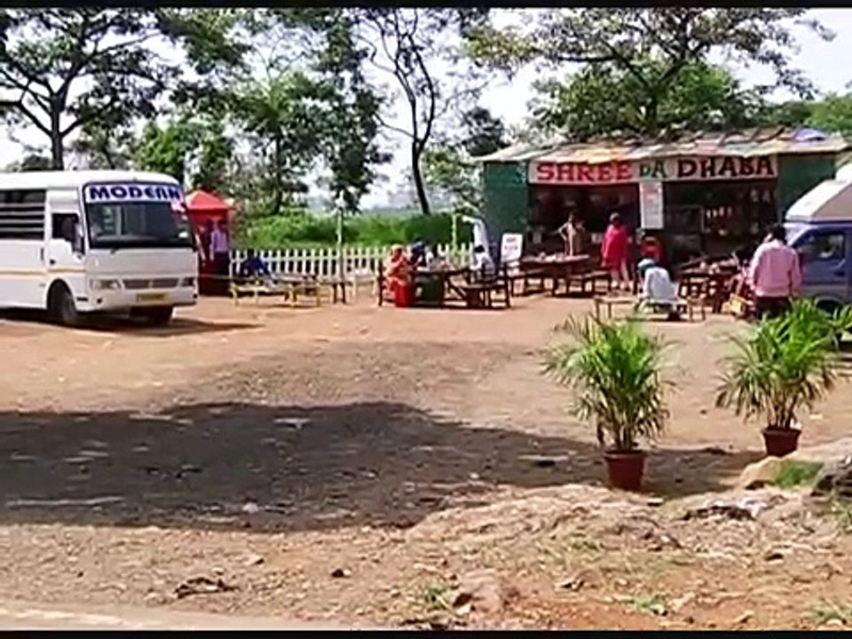 Making of Star Plus TV Serial 'Yeh Hai Mohabbatein' (Episode Ishita's Bus Kidnapped)