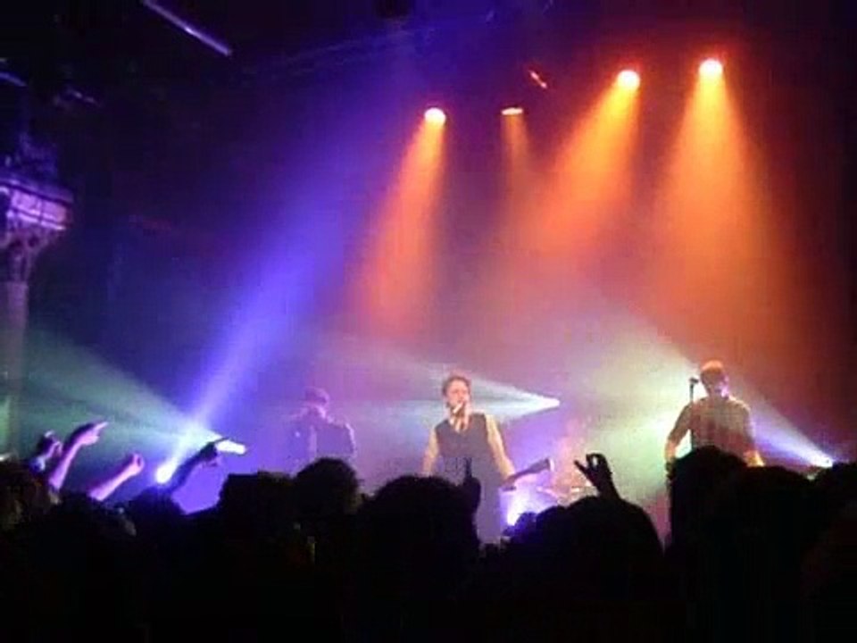 Futureheads - Hounds of Love