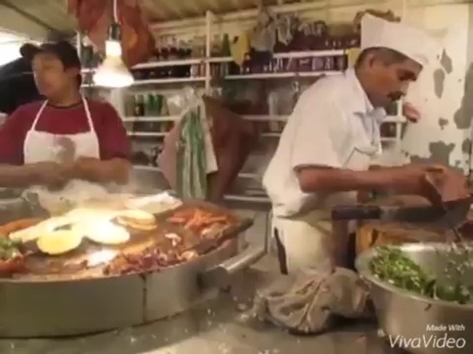 EL SABOR  DE LOS TACOS