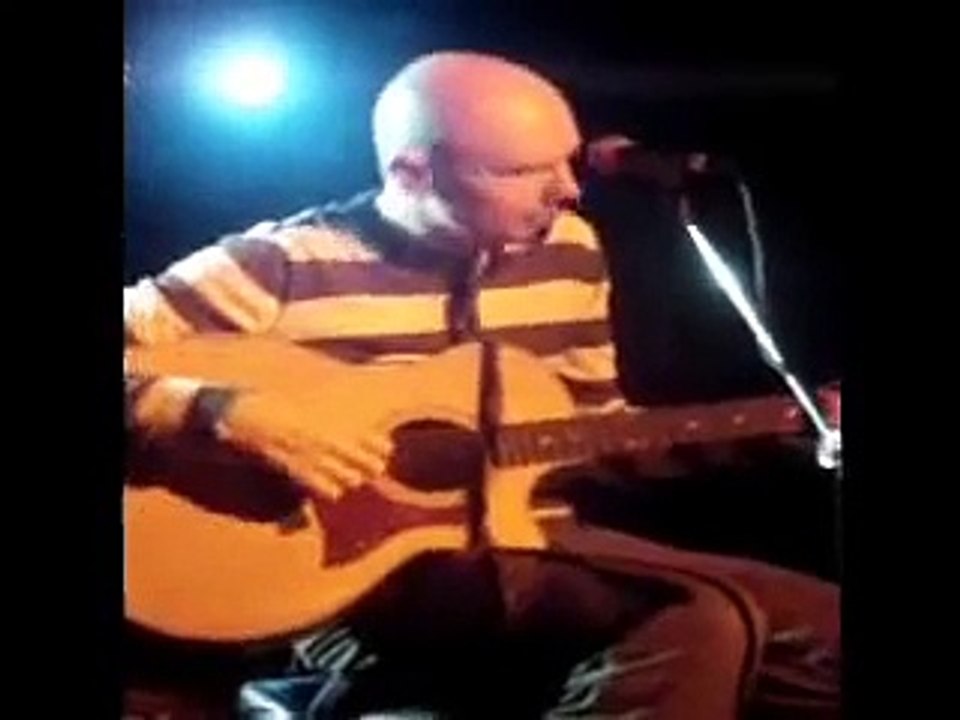 BILLY CORGAN (Live in Sydney) - Of a Broken Heart (Acoustic)