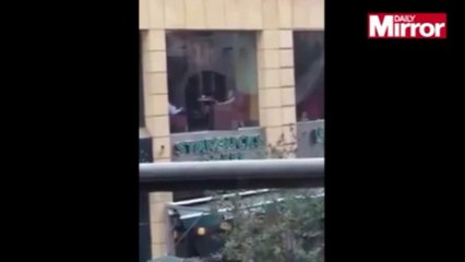 Starbucks'da seks yaptılar