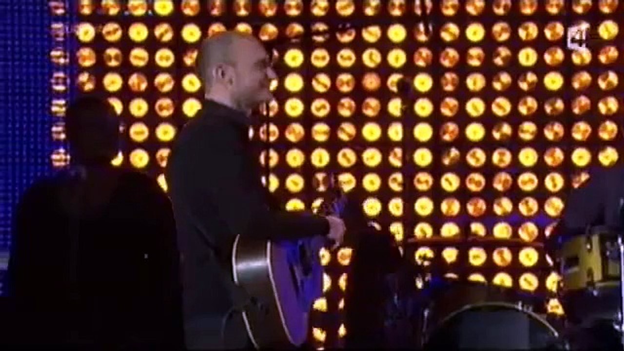 Victoires de la musiques 2011- Gaetan Roussel - Dis moi encore que tu m'aimes