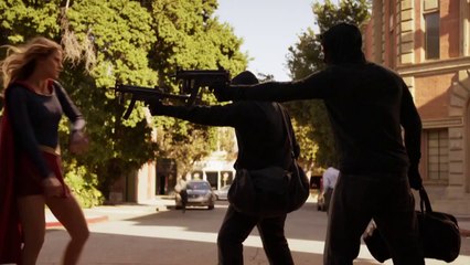 SUPERGIRL: This Is How You Fight Like A Girl - Melissa Benoist (HD)