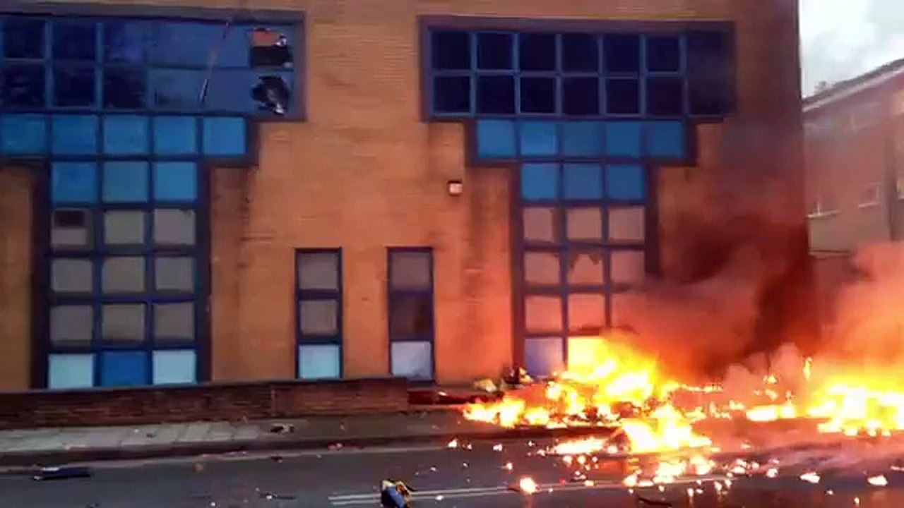 Helicopter crash at Wandsworth Road, Vauxhall