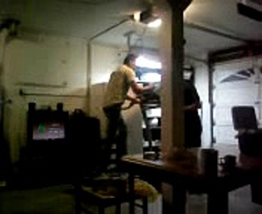 Jordanian falls off treadmill