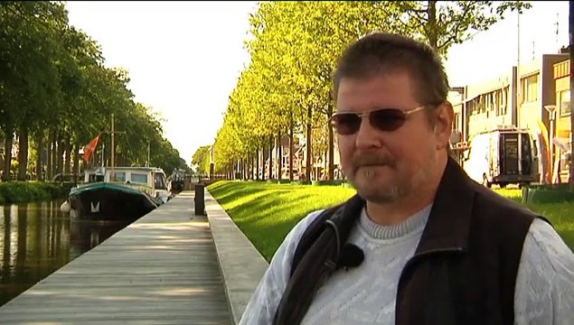 Hoe kijken inwoners van Ter Apel aan tegen de stroom vluchtelingen naar hun dorp? - RTV Noord