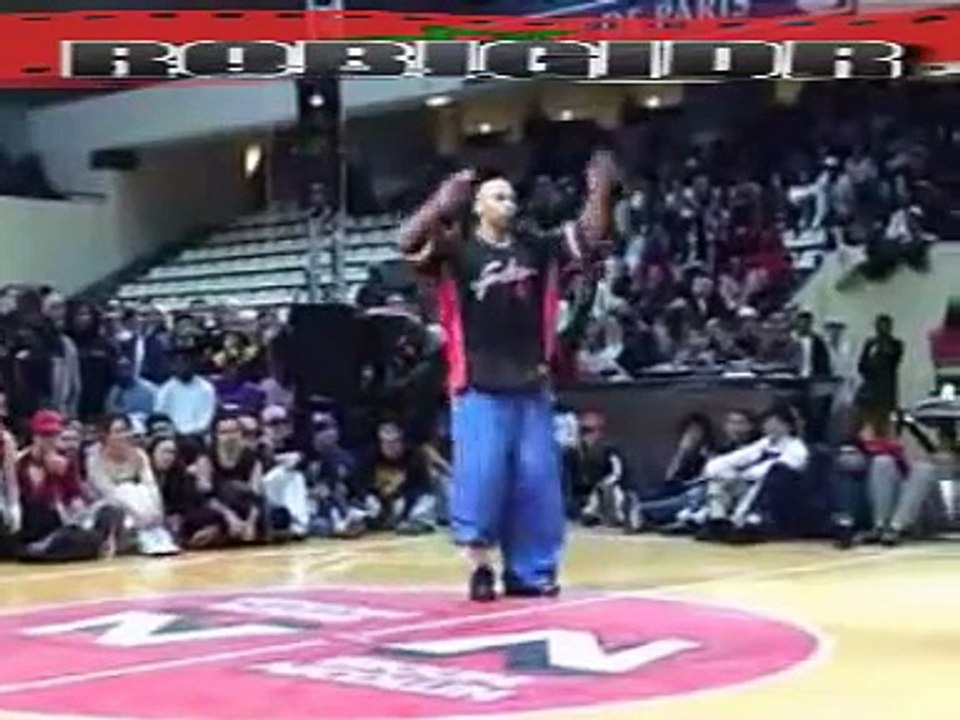 رقص غربي بايقاع أمازيغي