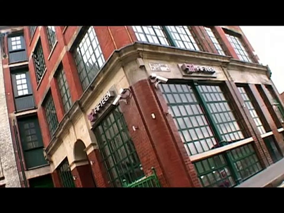 Employee motivation video -- Jamie's kitchen: teamwork