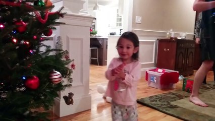 Zoe Xmas tree decorating