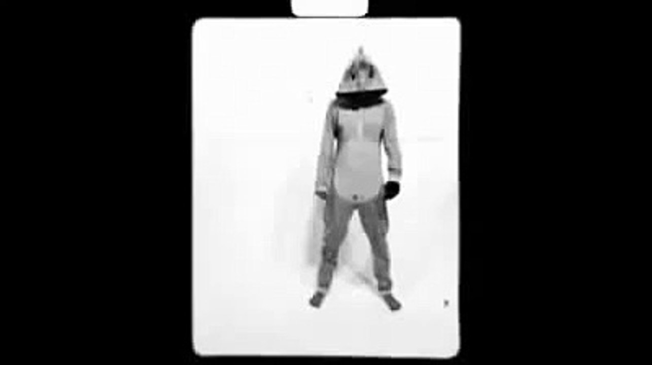 Miley Cyrus  wop dancing