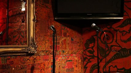 The Moth's Erin Barker: Torn Between Two Men!