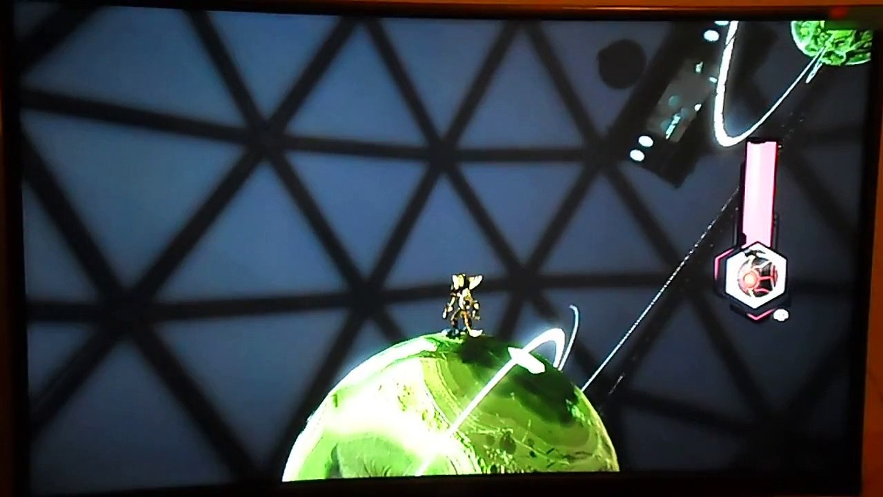 Clank Taking The Mickey of Ratchet