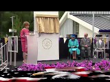 Queen Elizabeth II speaks to crowd in Scotland  - LoneWolf Sager(◑_◑)