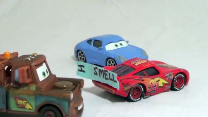 Tải video: Disney Cars Pranks Mater Pranks Lightning McQueen Play Doh Color Changing Maters Tall Tales