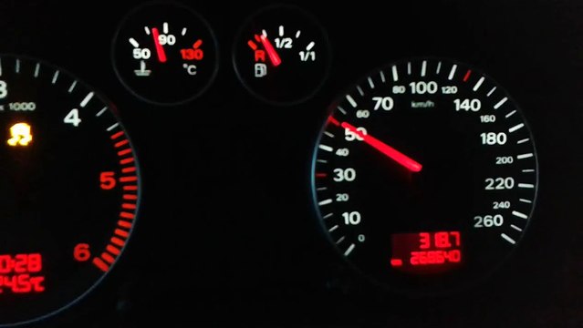 AUDI A3 8P 1.9 TDI CHIP 140 KM ACCELERATION